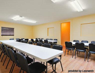 Econolodge 2* Junction